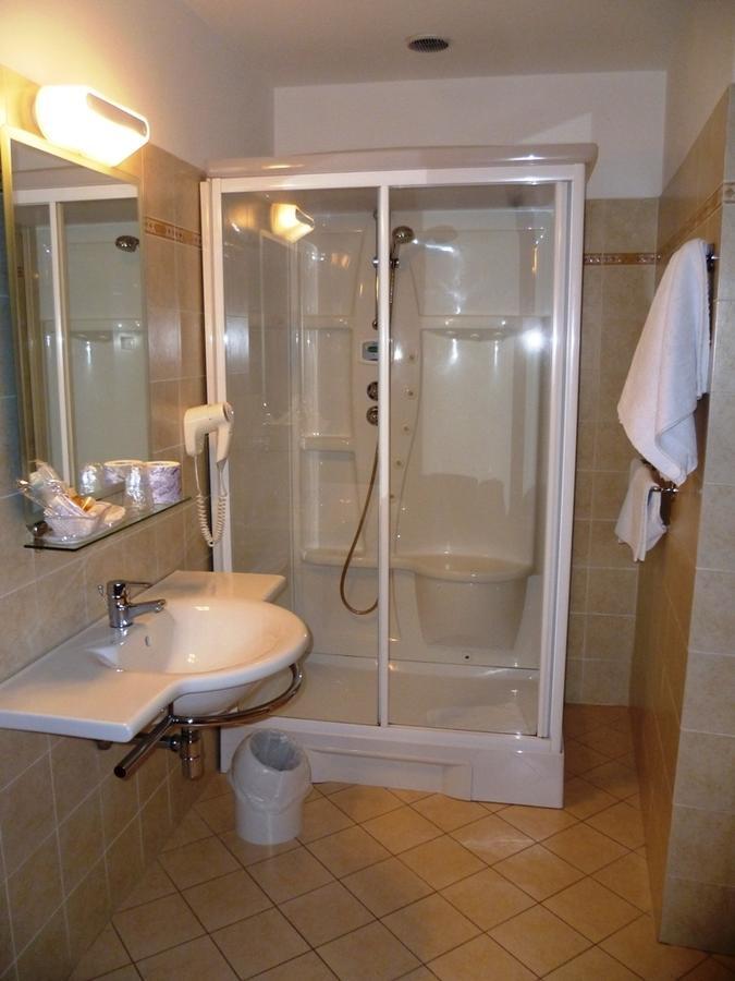 Hotel Santa Chiara SantʼAngelo in Vado 객실 사진